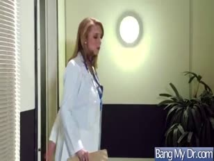 WÃ¤rmen sie abenteuer mit medic und patient video-09